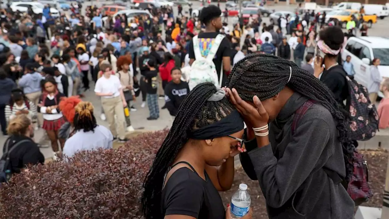 St. Louis school shooting suspect had AR-15-style rifle, 600 rounds of ammunition: Police