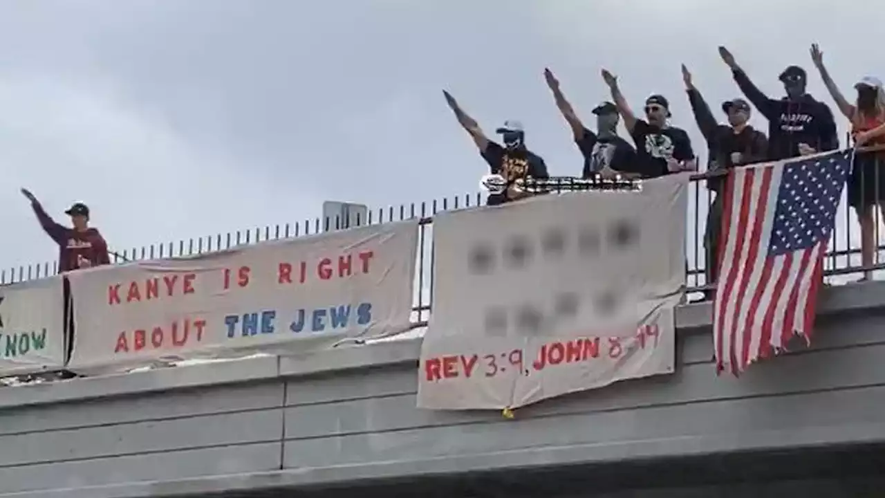 Los Angeles freeway demonstrators seen supporting Kanye West's antisemitic comments