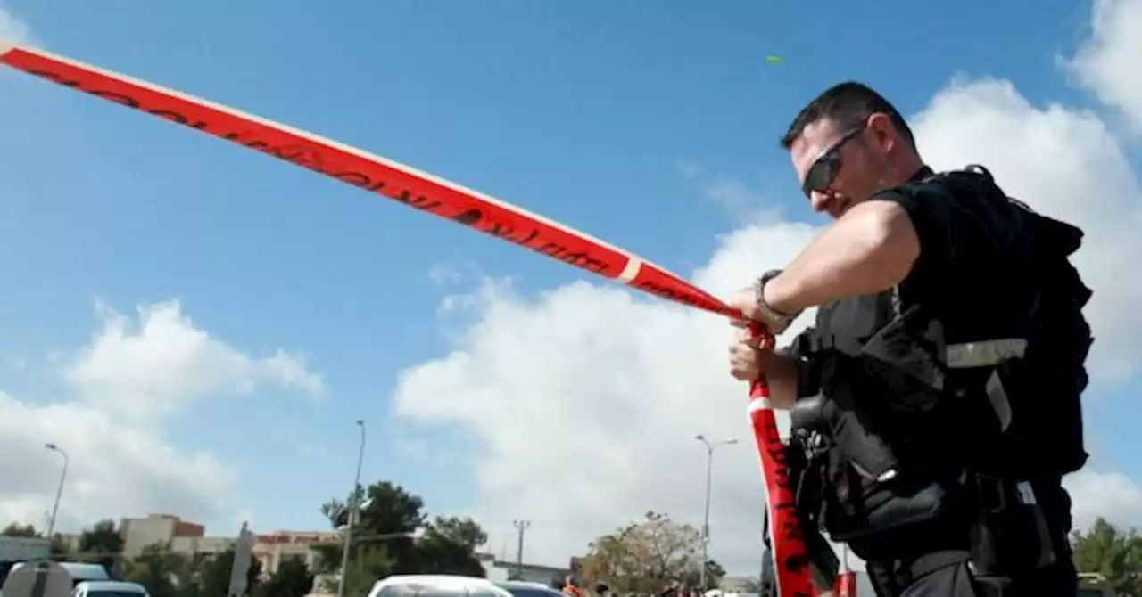 WATCH: Dramatic Footage of Israeli Police Officer Shooting Down Palestinian Terrorist