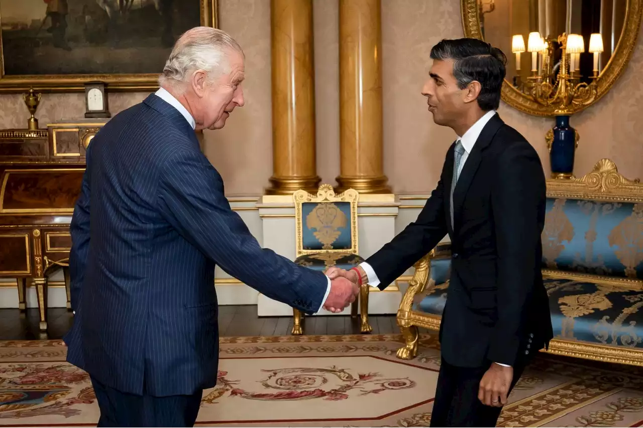 Royaume-Uni : Rishi Sunak officiellement nommé Premier ministre par le roi Charles III