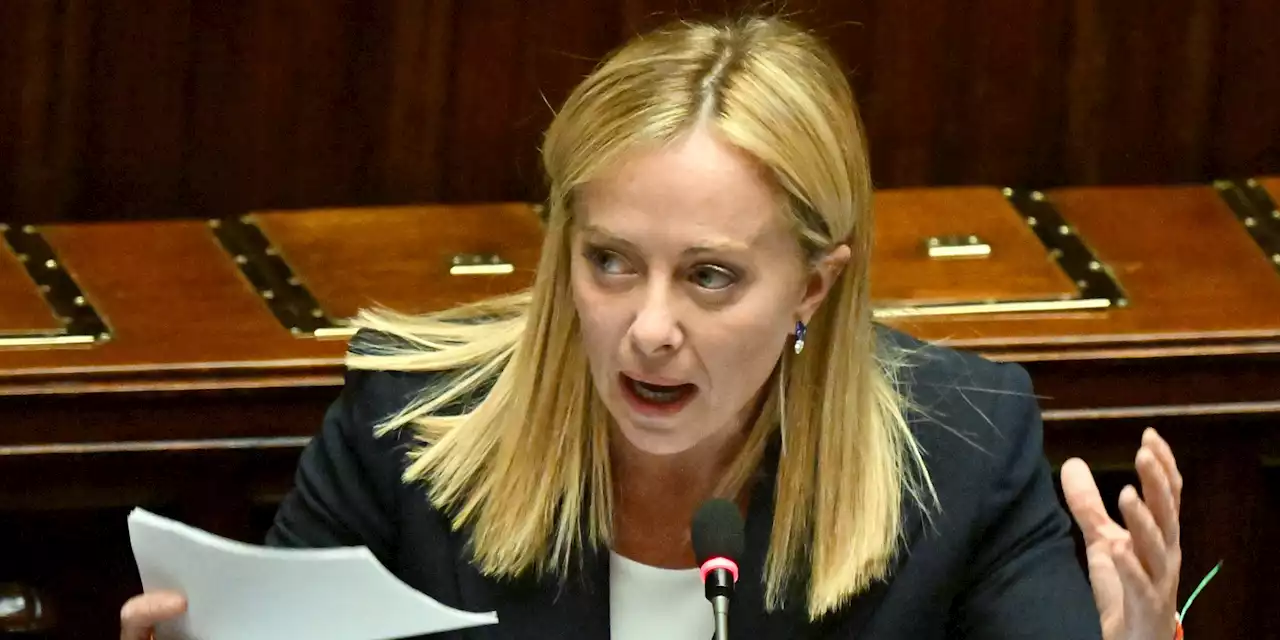 Italie : Giorgia Meloni dément être fasciste et ancre l'Italie dans l'UE et l'Otan