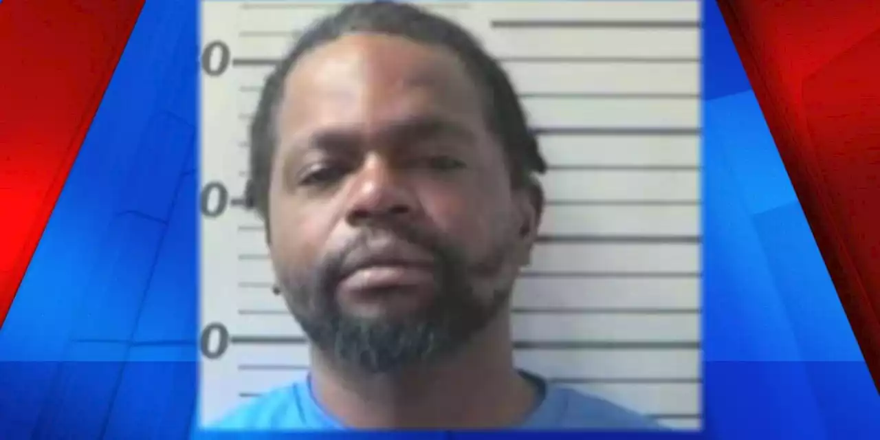 Man arrested after allegedly pulling a knife, demanding bike from victim in Cathedral Square