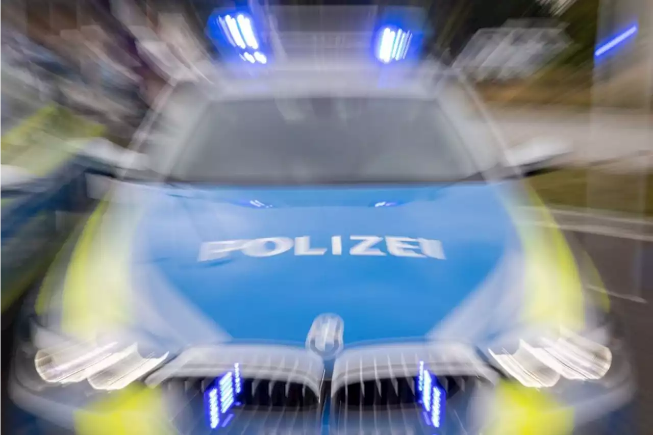 Zeugen gesucht: Einjähriger bei Vollbremsung im Kreis Freising verletzt - idowa