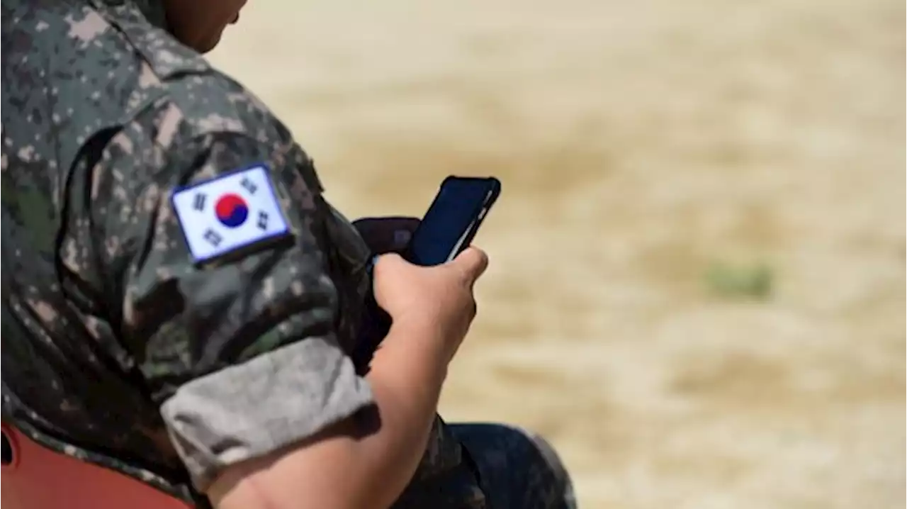 국회 예산처 '병사 봉급 인상 땐 첨단무기 도입 지연 우려' | 중앙일보