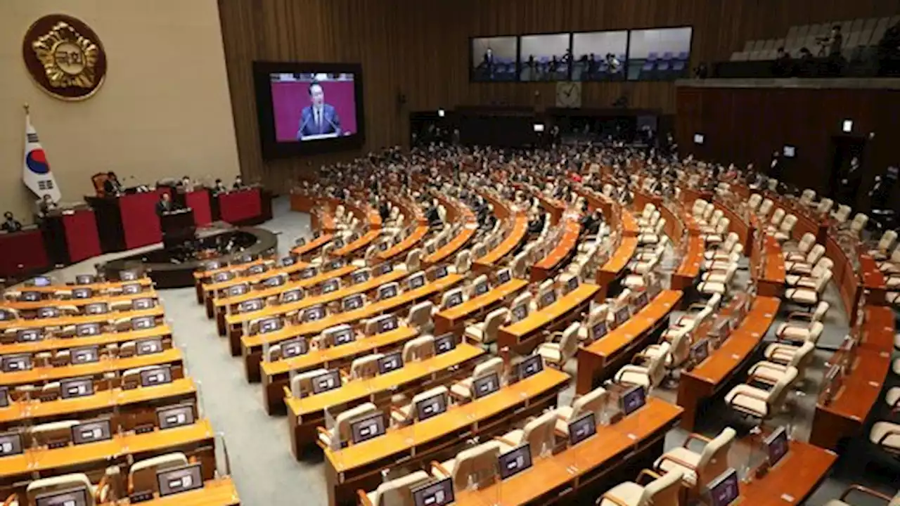 야당, 헌정사상 첫 시정 연설 보이콧…여당 '6·25때도 참여' 비판 | 중앙일보