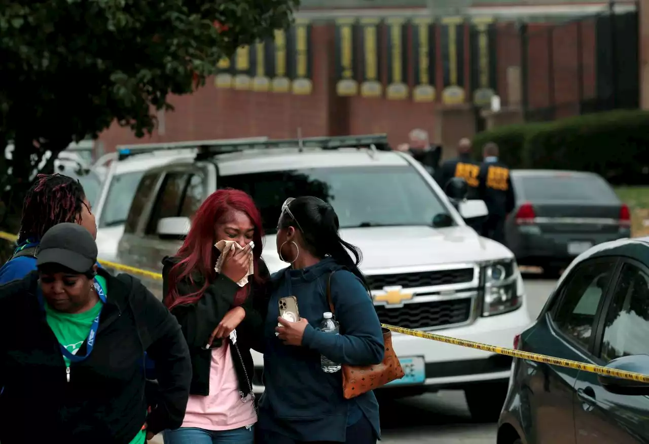 Teacher killed in St. Louis school stood between shooter and kids, daughter says