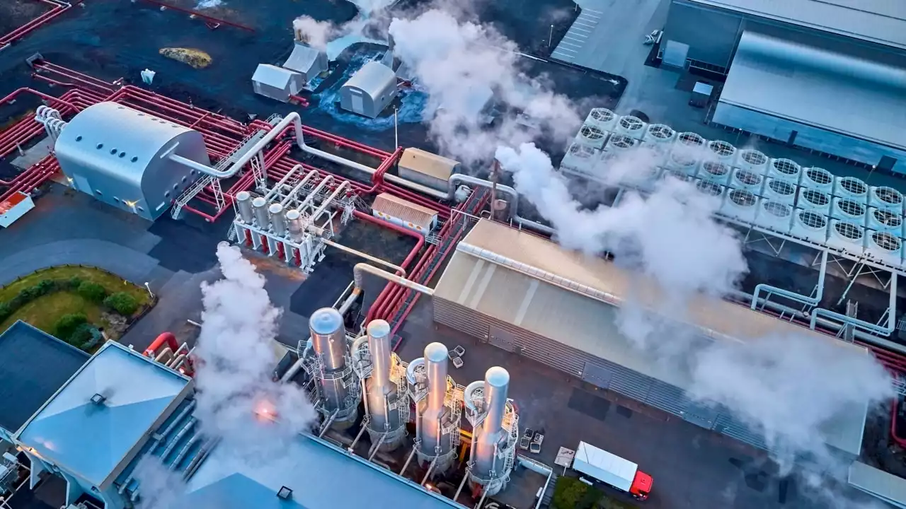 Energy regulator warns government of 50 per cent price hikes