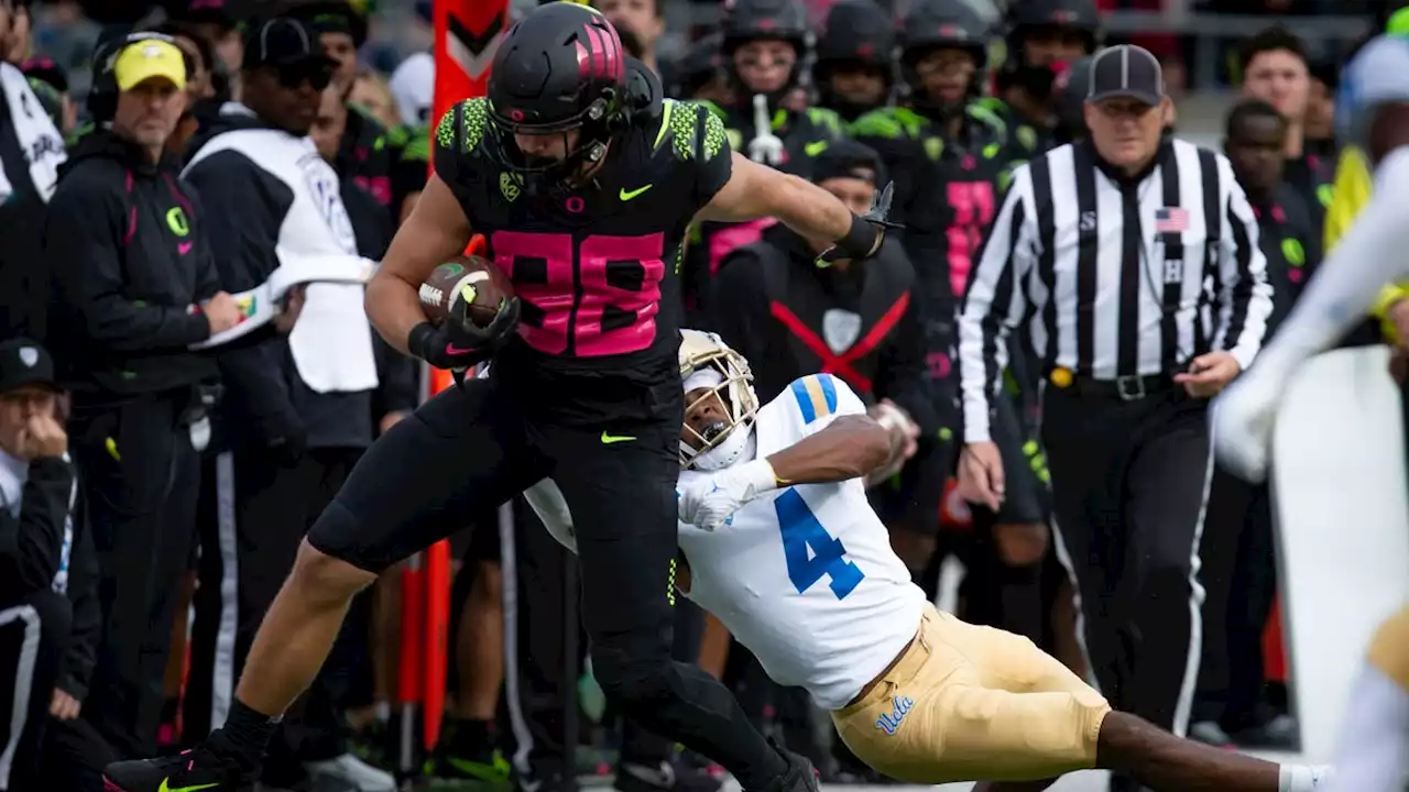 Bowl projections: Oregon squarely in College Football Playoff conversation after UCLA win