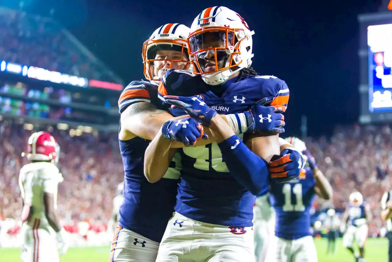 Auburn wide receiver plans to enter transfer portal in December