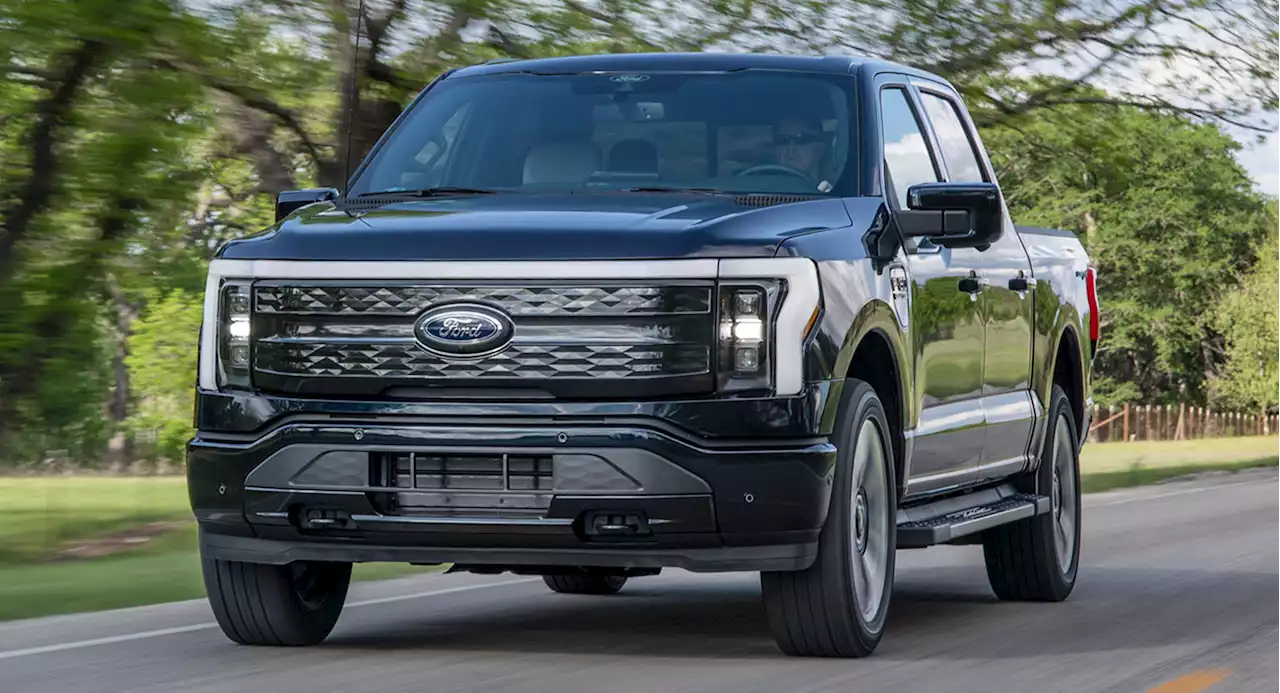 Ford F-150 Lightning Faster Than Expected, Extended Range Hits 60 MPH In Under 4 Seconds | Carscoops