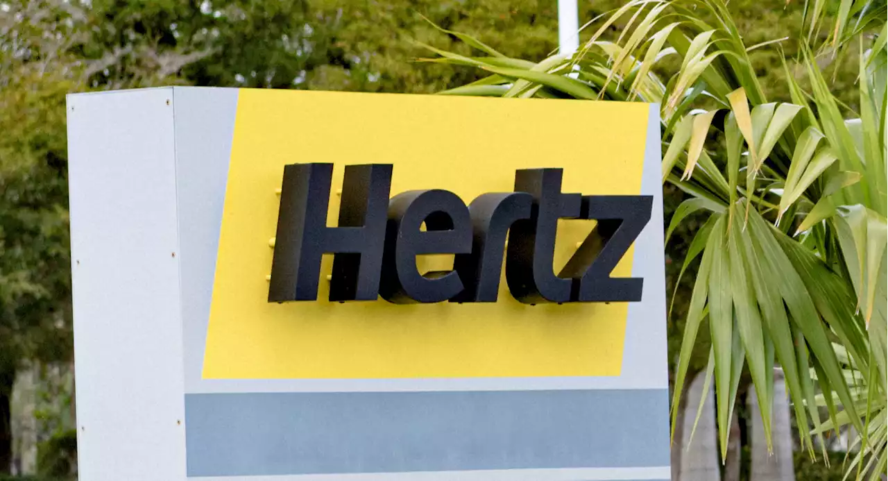 Renter Is Suing Hertz After Being Held At Gunpoint By Police After False Stolen Car Report | Carscoops