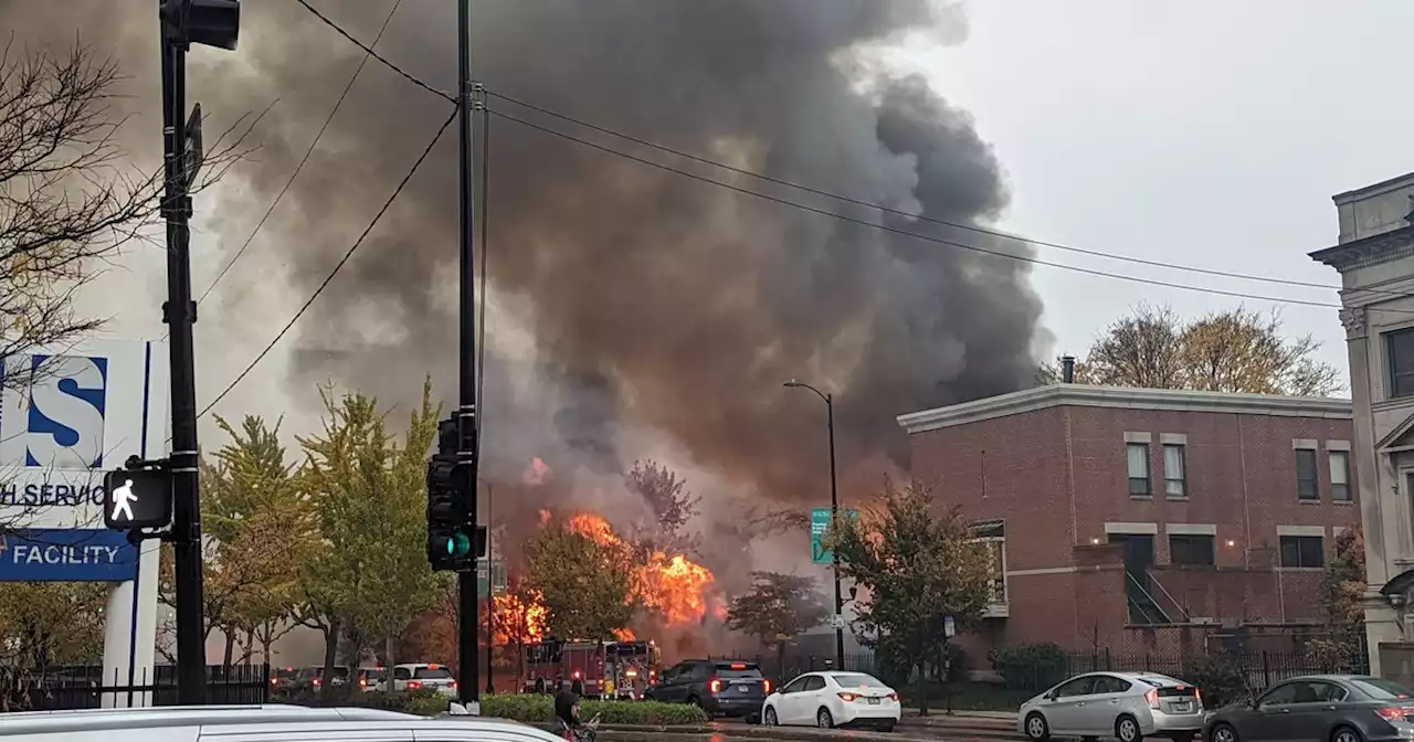 Extra-alarm fire rips through Illinois Medical District parking garage; dozens of cars destroyed