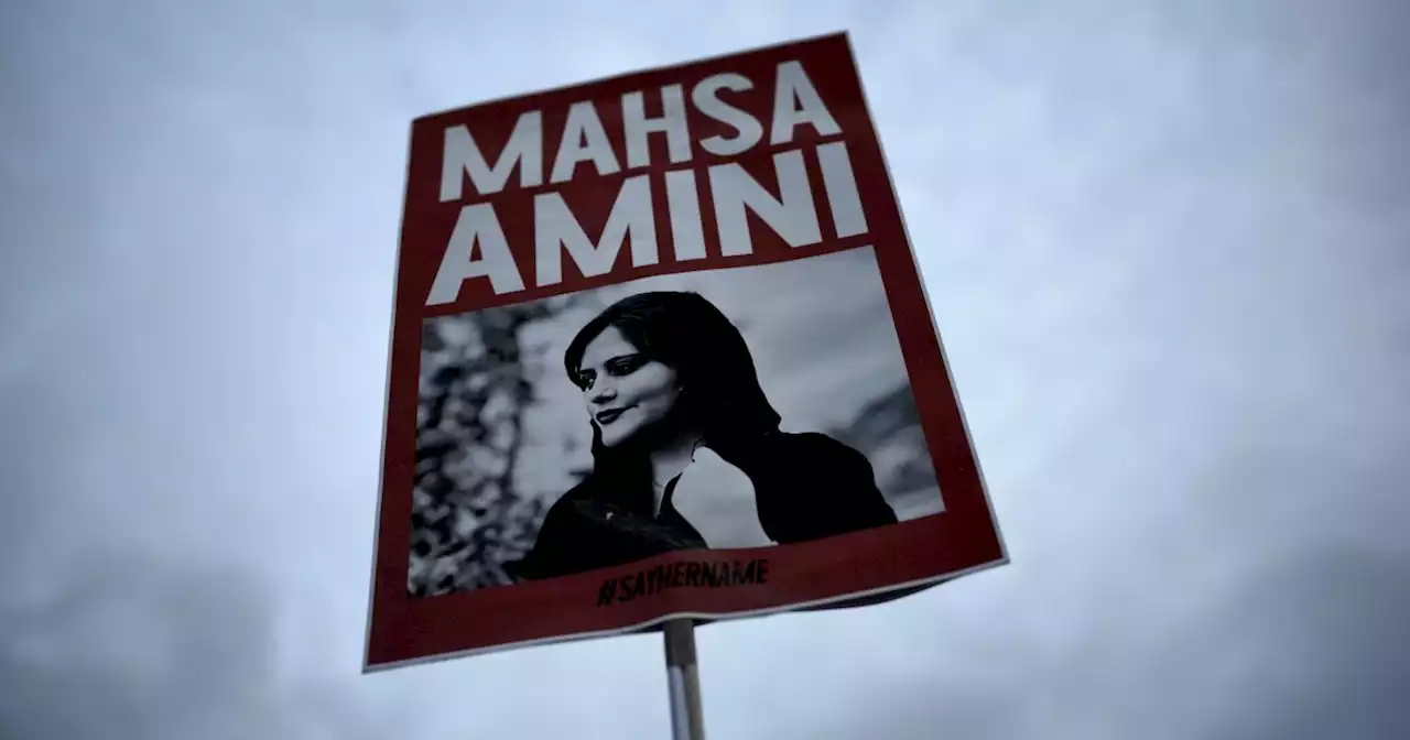 Security forces clash with mourners honoring Mahsa Amini 40 days after her death