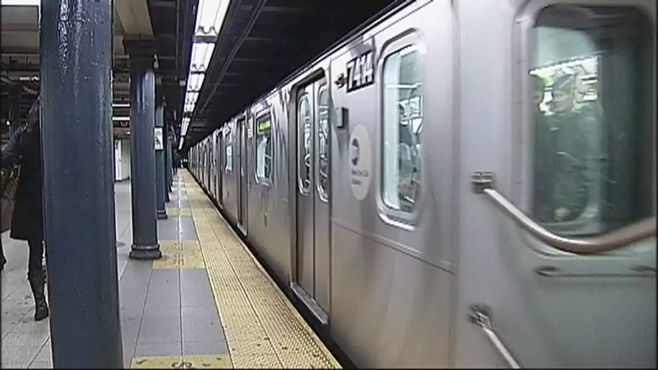 Bathrooms at NYC subway stations set to begin reopening