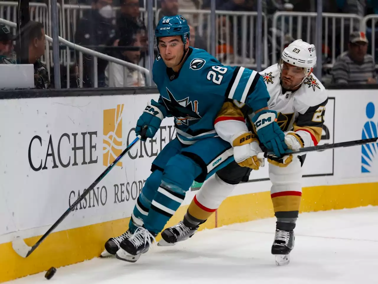 Gone in 62 seconds — Sharks cough up third period lead in another home loss to Golden Knights