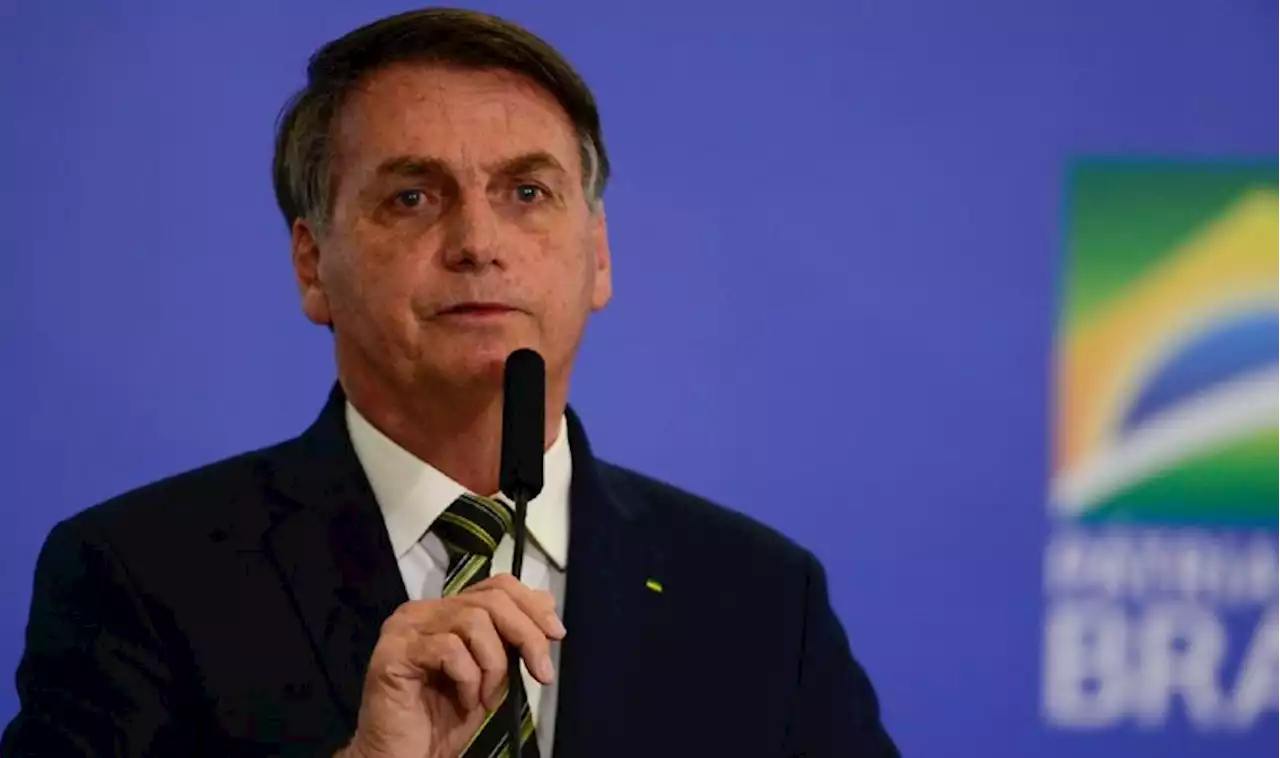 Defesa de Bolsonaro apresenta dados sobre rádios ao TSE