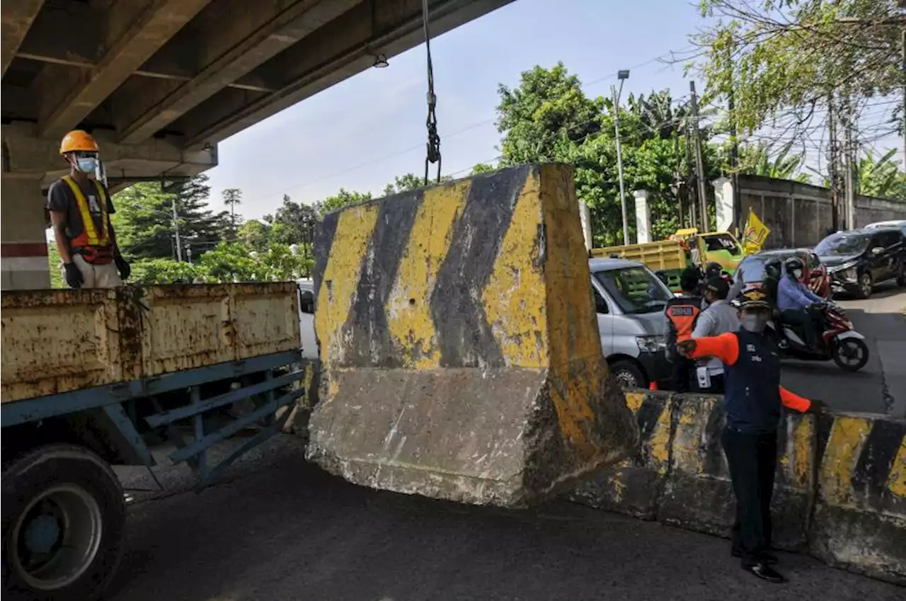 Sudinhub Jaktim Rekayasa Lalu Lintas di Jalan Laksamana Malahayati |Republika Online