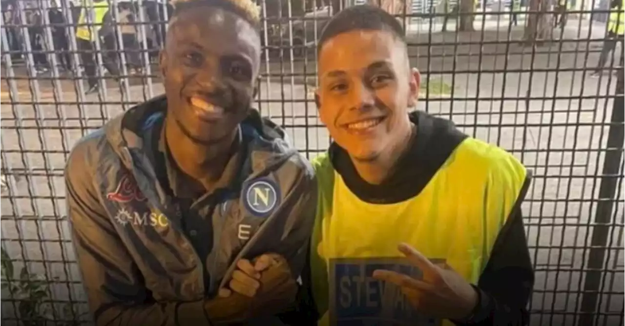 Roma-Napoli, steward sospeso per un selfie con Osimhen