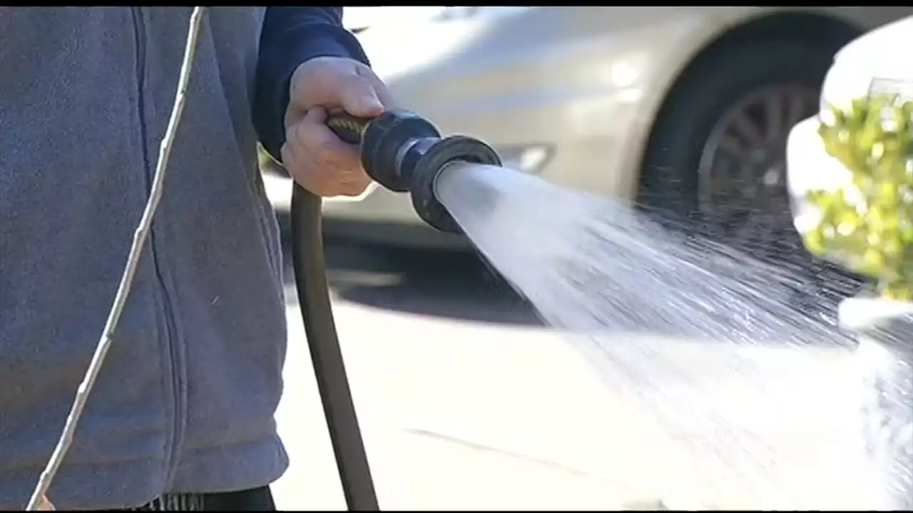 300 East Bay homeowners face heavy fines for using too much water during CA drought, officials say