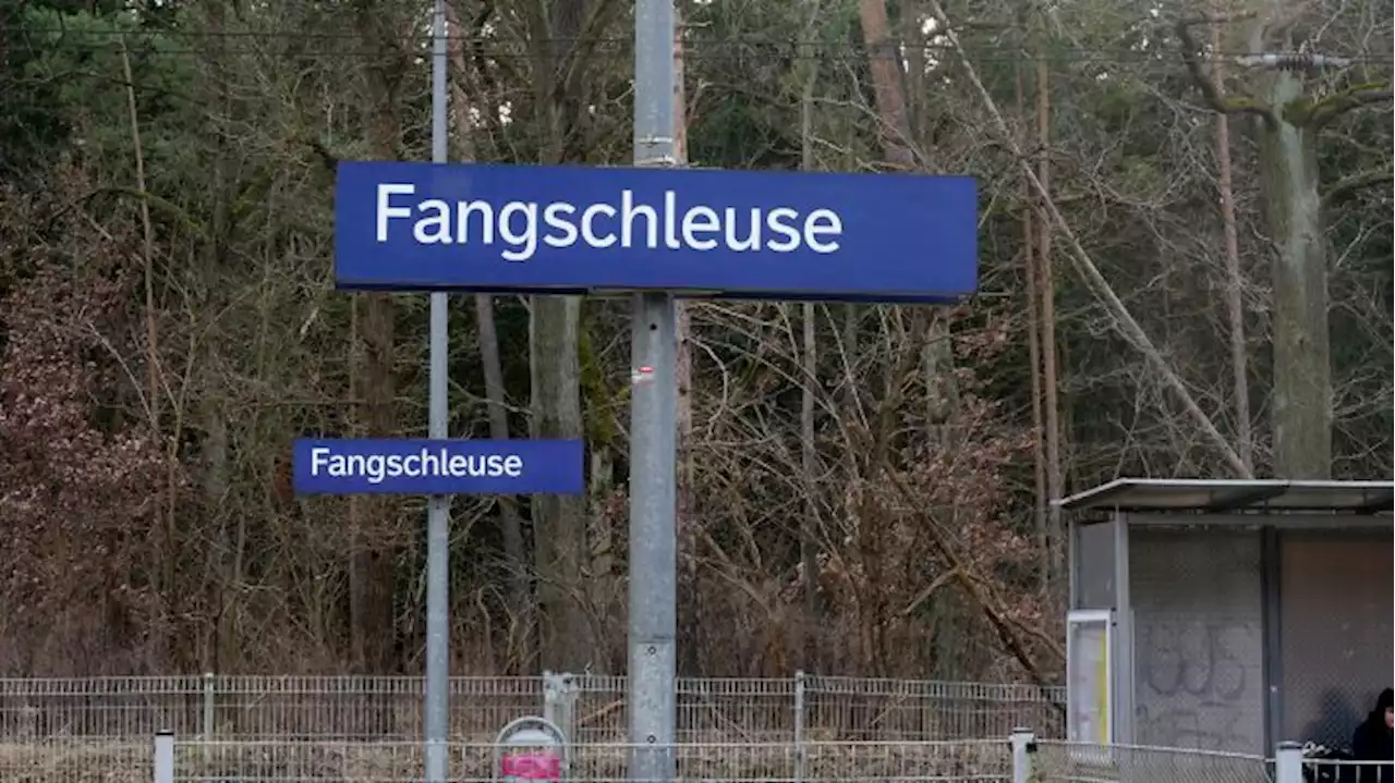 Neuer Expresszug kann in Fangschleuse nicht halten