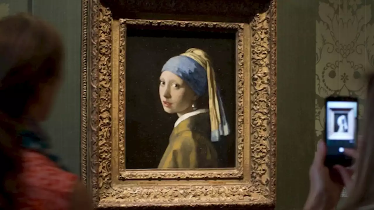 'Girl with a Pearl Earring' targeted by climate activists