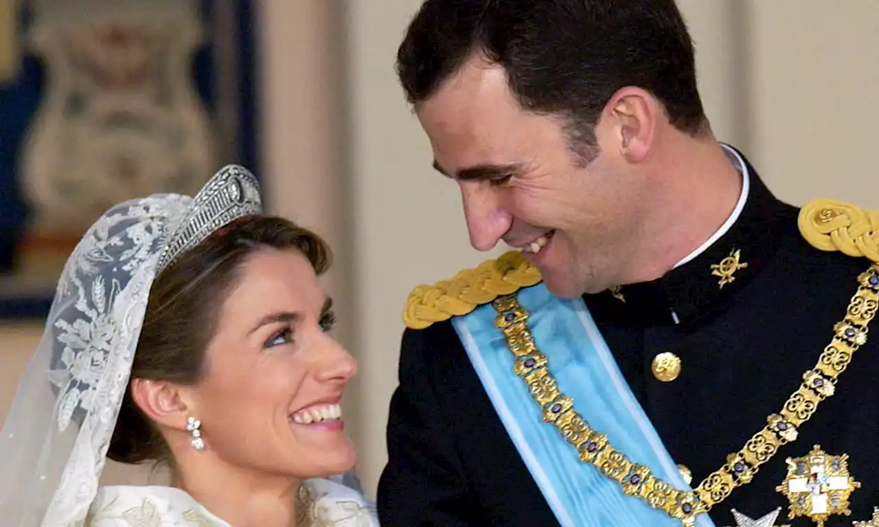 Queen Letizia's corset bridesmaid dresses belong in a time capsule