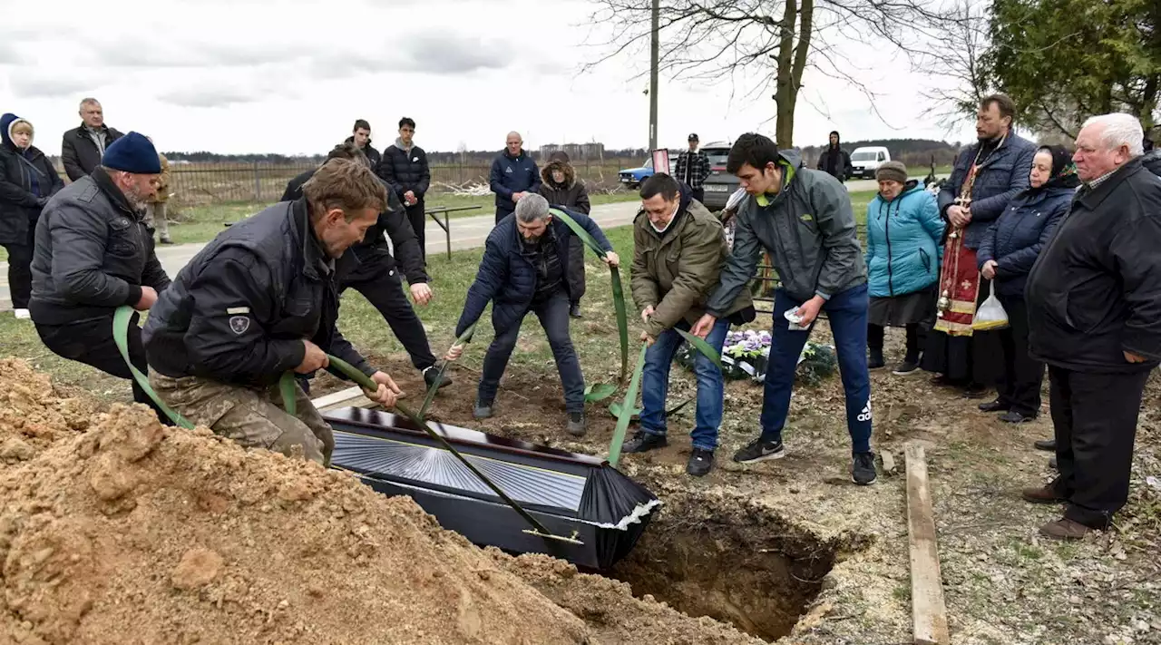 Ucraina, Kiev: 'Riesumati mille cadaveri nelle zone liberate'