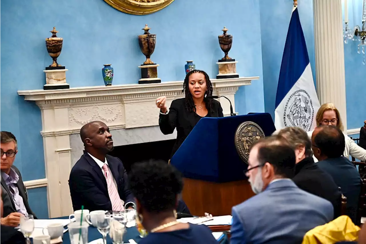 Weekend at Gracie’s: Mayor Adams hosts two-day public safety summit for key stakeholders - New York Amsterdam News