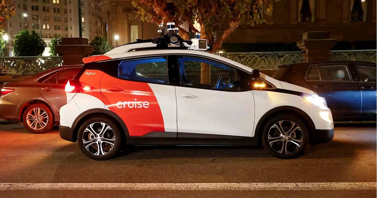 Cruise, Waymo want to keep data on their robotaxis confidential