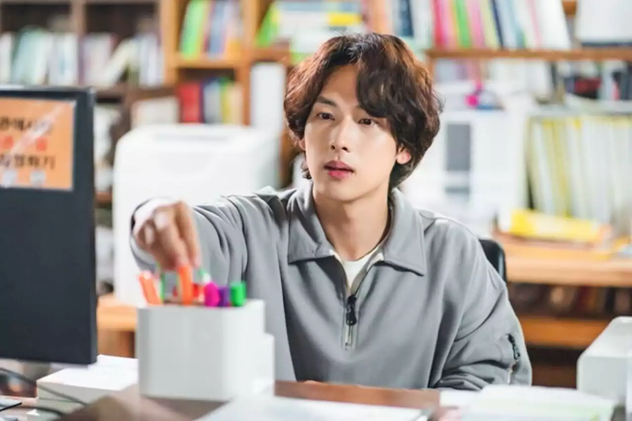 Im Siwan Transforms Into A Small Town’s Shy And Soft Librarian In New Romance Drama