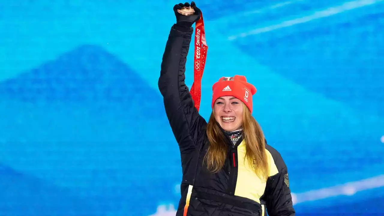 Acht Monate nach Olympia: Skicrosserin Maier wartet auf Bronze-Entscheidung