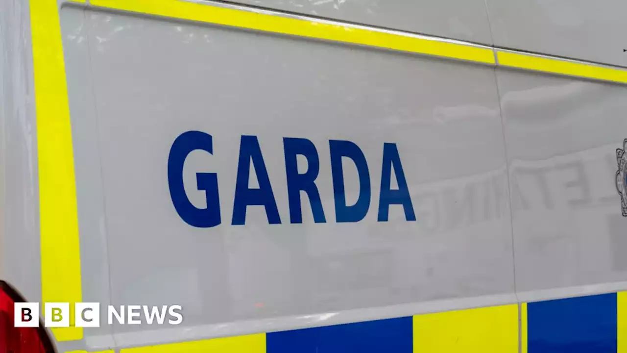 County Monaghan: T﻿wo people die in Castleblayney road crash