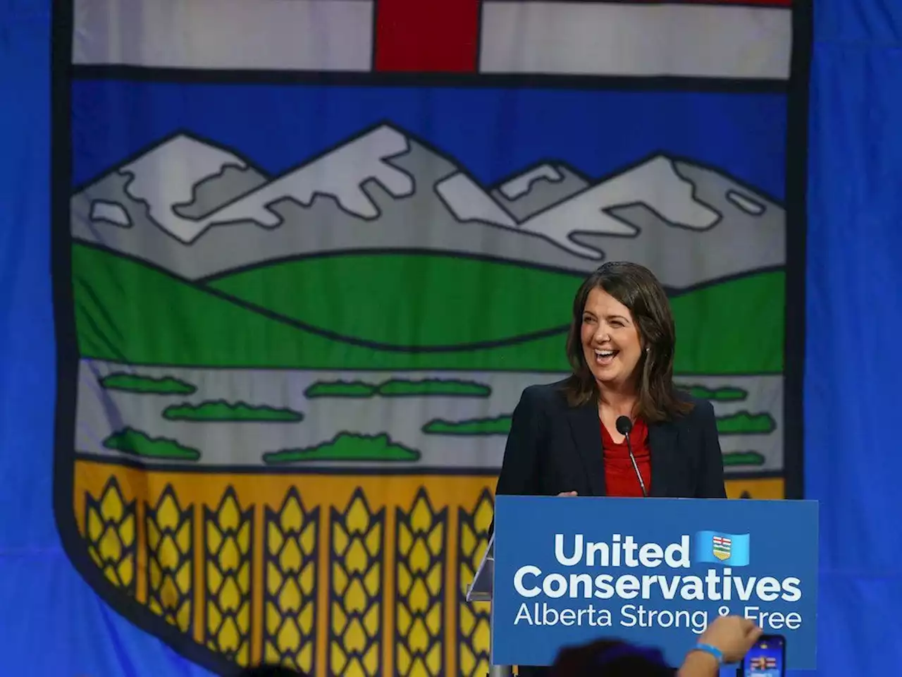 Opinion: Danielle Smith and the Alberta version of tactical populism