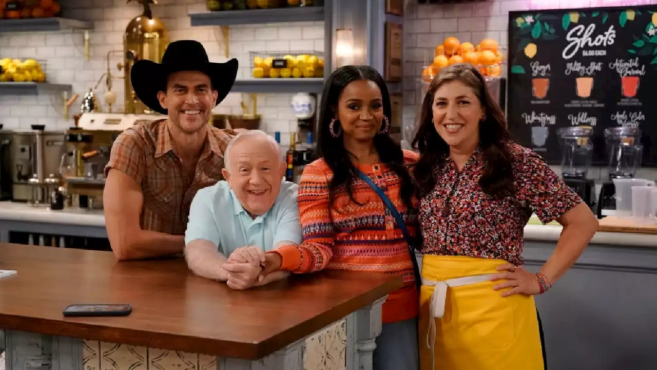 'Call Me Kat' Cast Pays Tribute to Leslie Jordan With Montage: WATCH