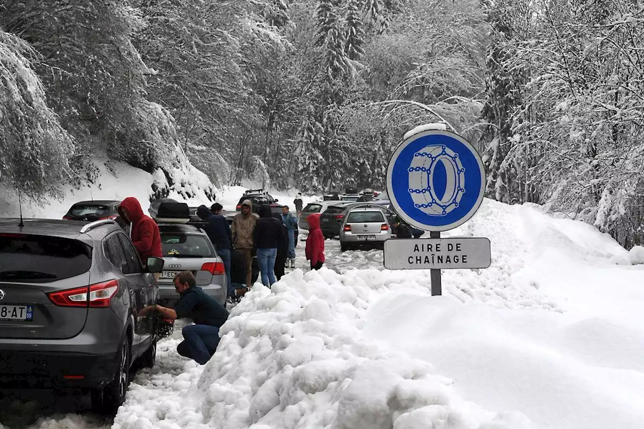 Les pneus hiver deviennent obligatoires dans les zones de montagnes à partir du 1er novembre