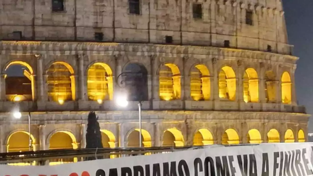 Al Colosseo la gigantografia di Mussolini alla vigilia della Marcia su Roma