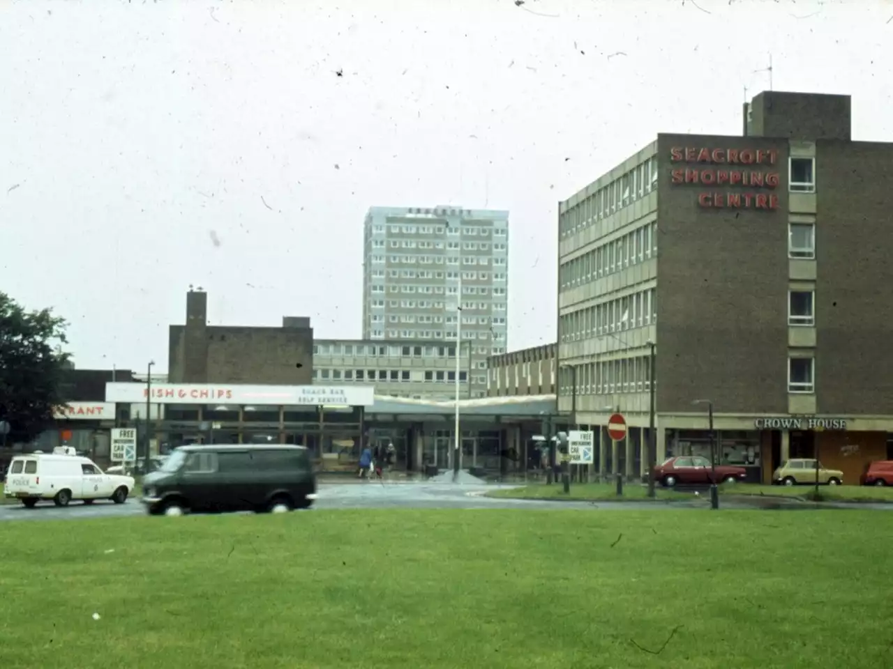 Walk around Seacroft Shopping Centre during the 1960s and 1970s