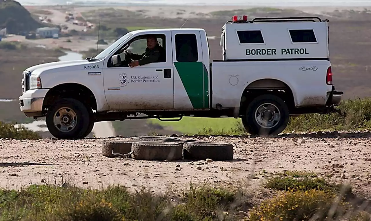 US Border Patrol sending migrants to offices with no notice - New York Amsterdam News