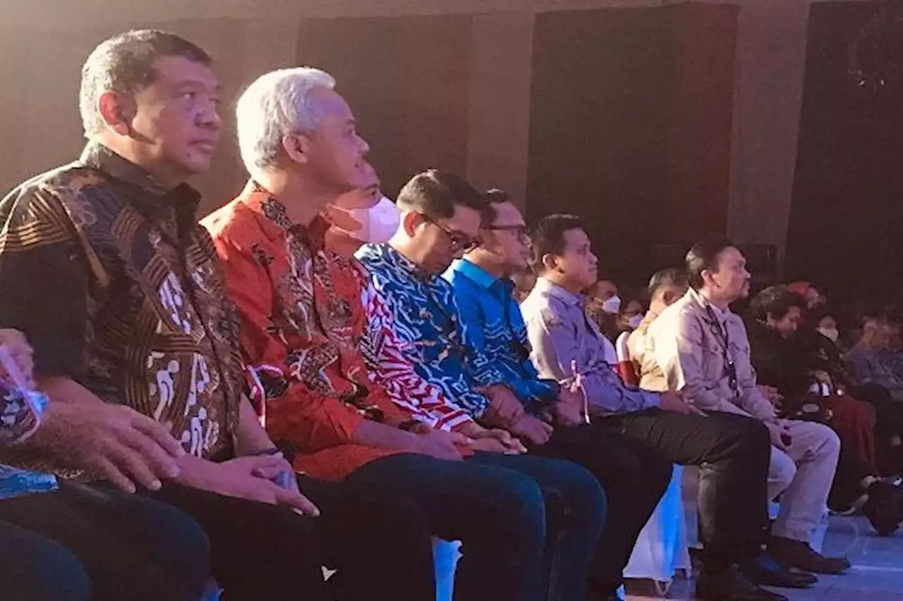 Dari Solo, Politikus PAN Bima Arya Wacanakan Duet Ganjar-Ridwan Kamil