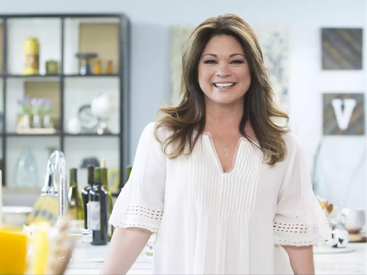 Valerie Bertinelli 'mortified' by Matthew Perry's make-out story