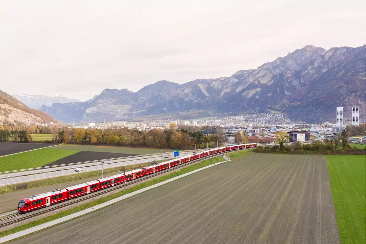 Weltrekordversuch: Heute fährt der längste Reisezug der Welt durchs Bündnerland