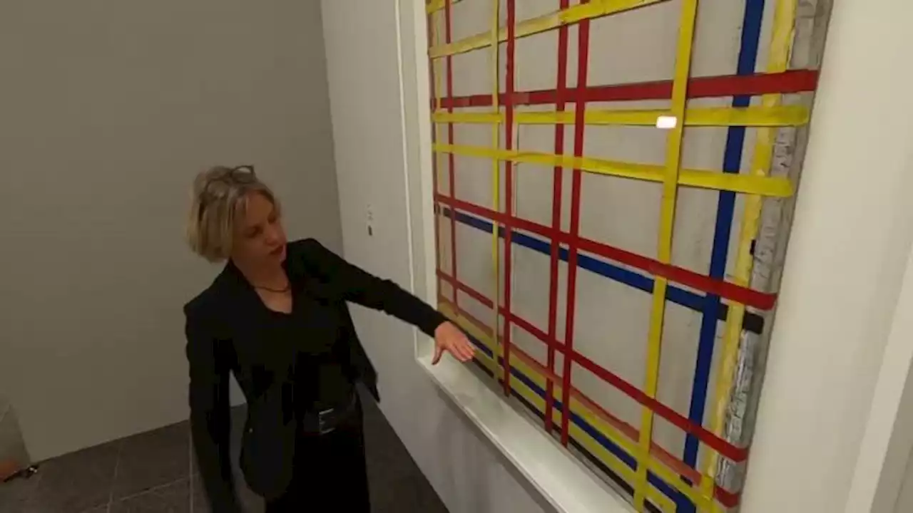 Mondrian painting hanging upside down for 77 years