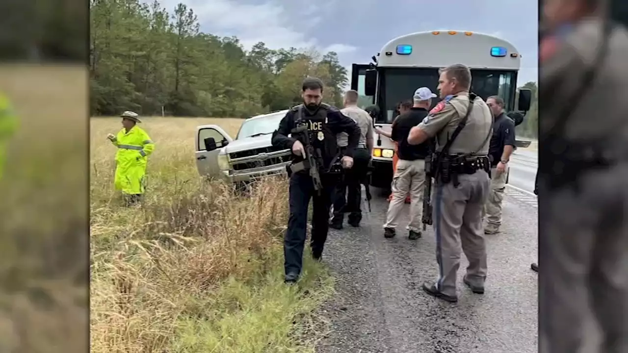 2 inmates briefly escape when prisoner transport bus broke down in Polk County