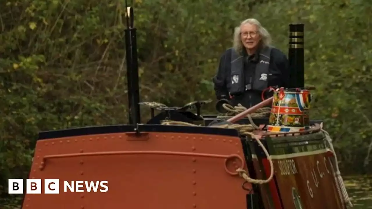 Stoke Bruerne: Canal boat that helped in Blitz returns to museum