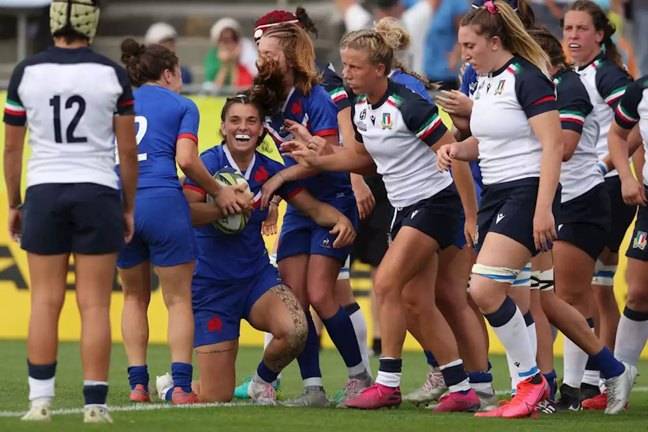 Coupe du monde de rugby : les Bleues roulent sur l'Italie (39-3) et filent en demi-finale, Laure Touyé marque un essai