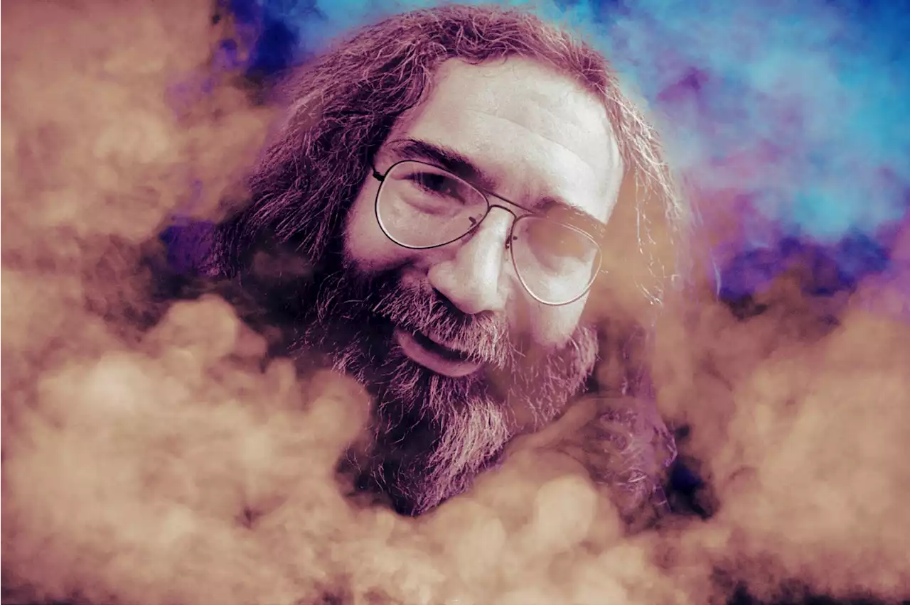 Jerry Garcia's Lost Pipe Has Been Found After 30 Years -- and It Still Smells Like Drugs