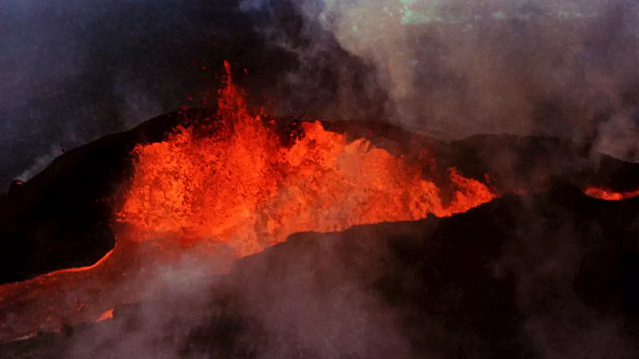 World’s largest active volcano is having 50 earthquakes a day