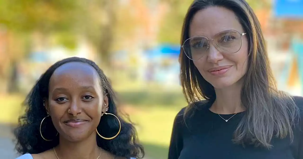 See photos of Angelina Jolie and daughter Zahara at Spelman College homecoming