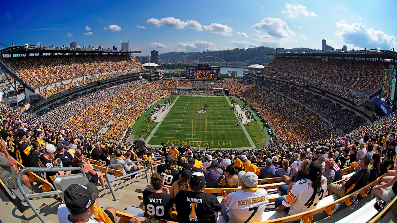 Spectator falls off escalator, dies at Pittsburgh Steelers game against New York Jets, officials say