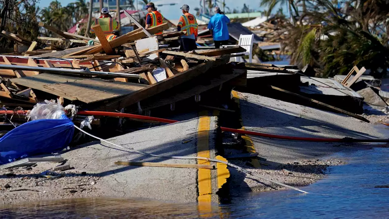 Feds vow major aid for Hurricane Ian victims amid rescues